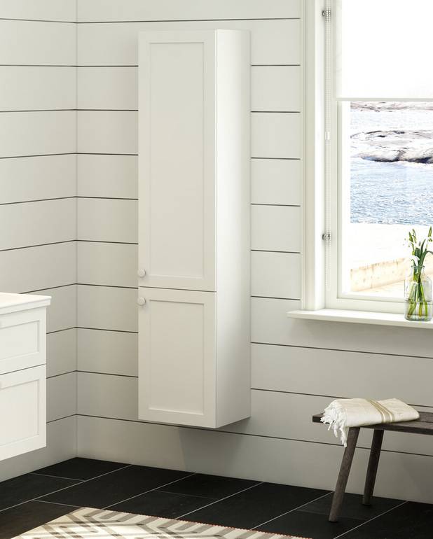 Badrumsförvaring Artic högskåp - 35 cm - Vändbara dörrar för höger- eller vänstermontering
Upphängningssystem som är lätt att montera och justera på vägg
Tillverkat i badrumsklassat material för fuktiga miljöer