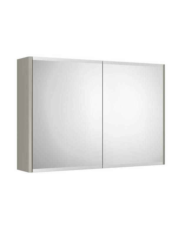 Vonios spintelė su veidrodžiu, „Graphic“ – 80 cm - Dvipusės durelės su veidrodžiu
Matinis apatinis kraštas, kad ant veidrodžio nesimatytų dėmių
Durelės su „Soft Close” – tylaus ir švelnaus užsidarymo funkcija